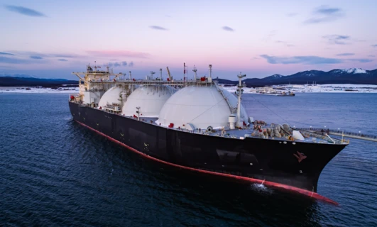 Unimot accelerates growth in the LNG market – secures long-term LNG regasification agreement